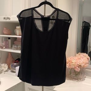 Fabletics top